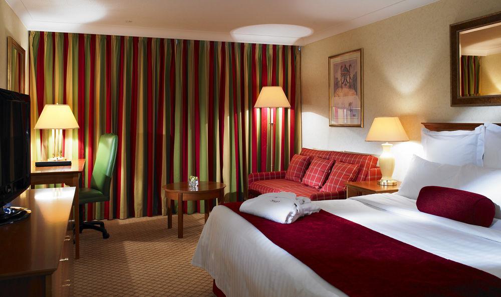 Delta Hotels By Marriott Bexleyheath Esterno foto