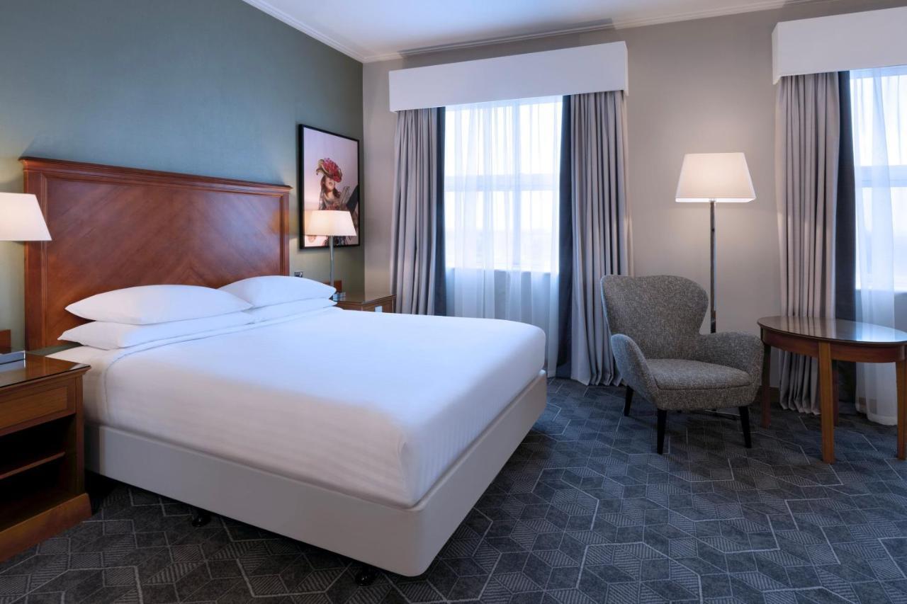 Delta Hotels By Marriott Bexleyheath Esterno foto