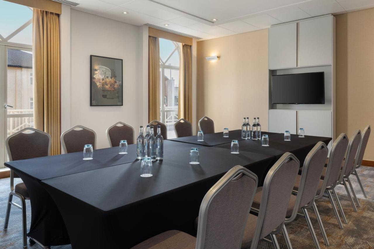 Delta Hotels By Marriott Bexleyheath Esterno foto